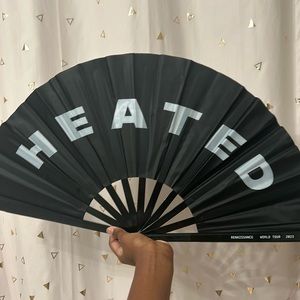 Beyoncé renaissance world tour 2023 hand held fan.